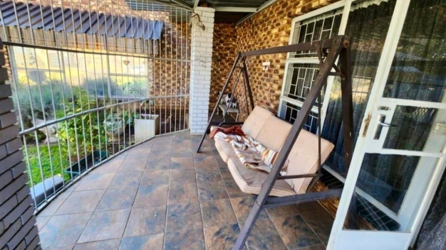 4 Bedroom Property for Sale in Potchefstroom South North West
